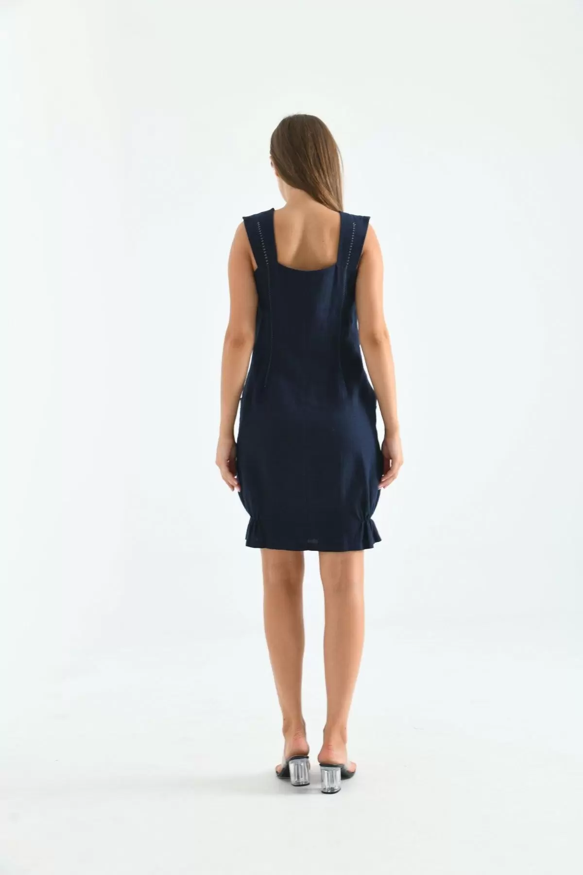 Askılı Kare Yaka Düğmeli ve Cepli Lacivert Kadın Elbise