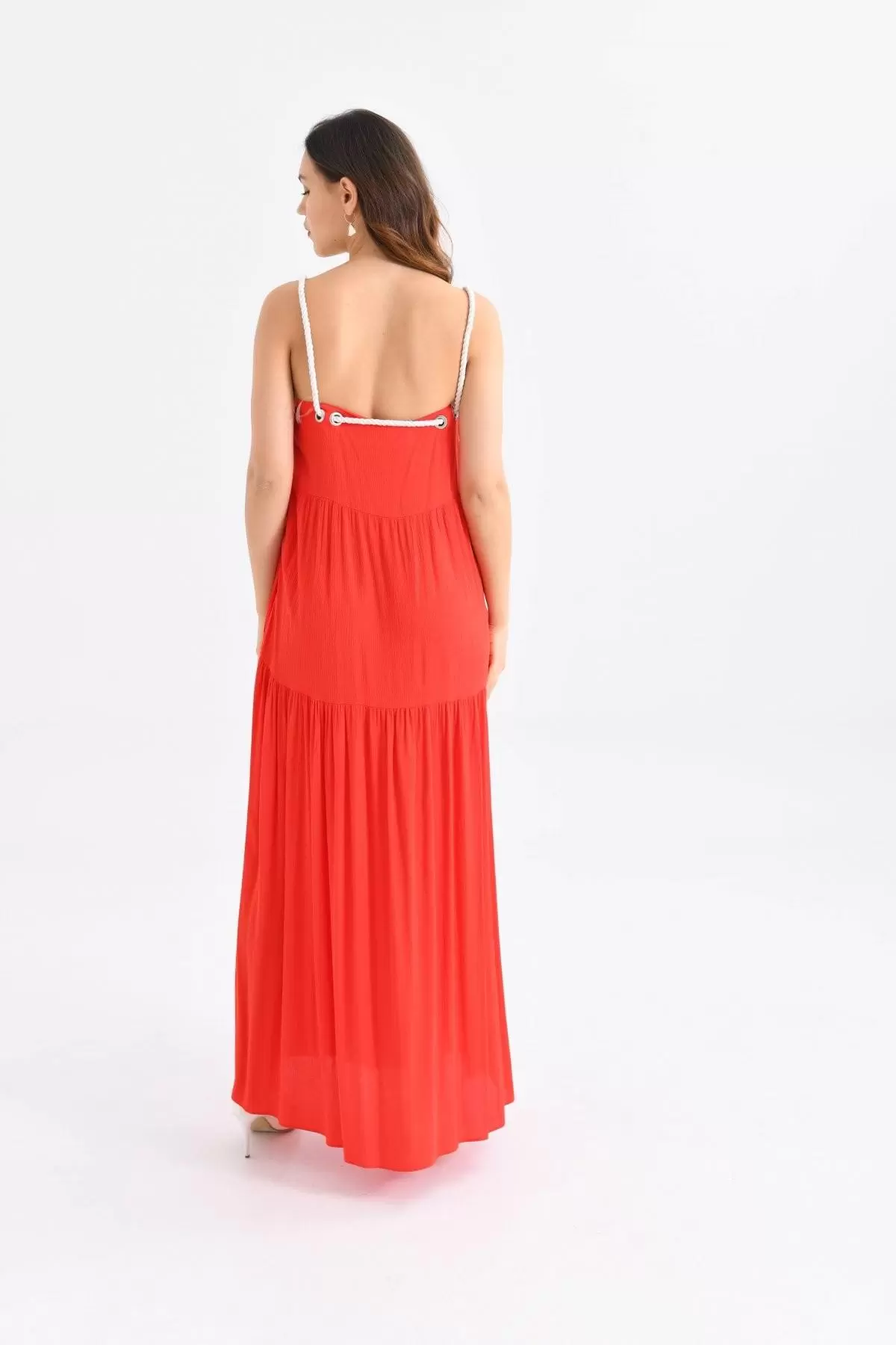 Askılı Omuz ve Sırt Detaylı Kırmızı Uzun Elbise