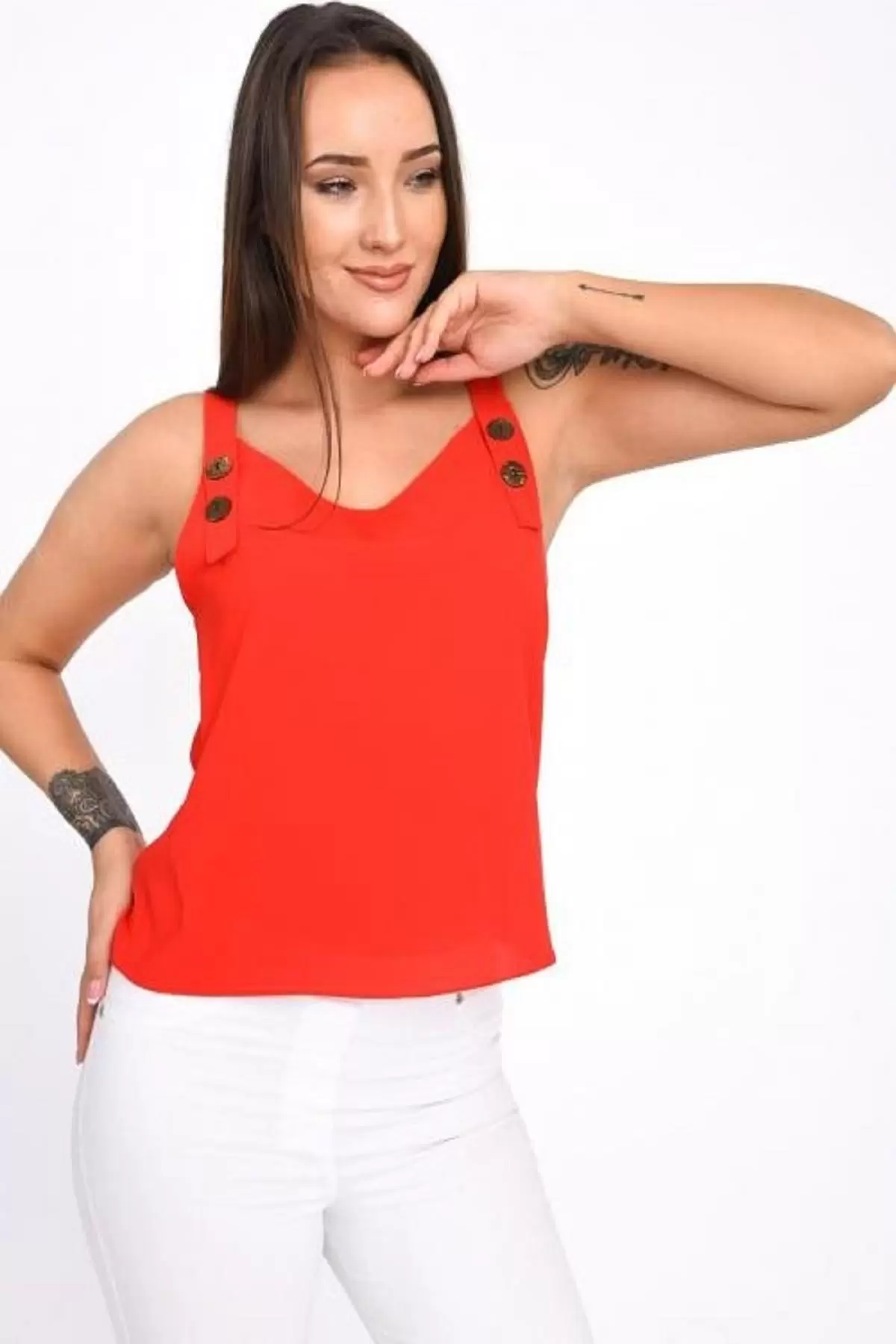 Askılı ve Düğmeli Sıfır Kol Kırmızı Kadın Bluz