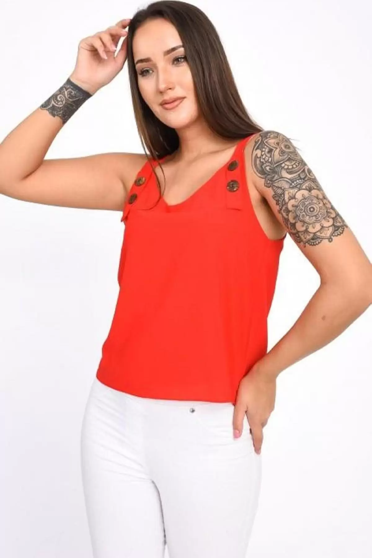 Askılı ve Düğmeli Sıfır Kol Kırmızı Kadın Bluz