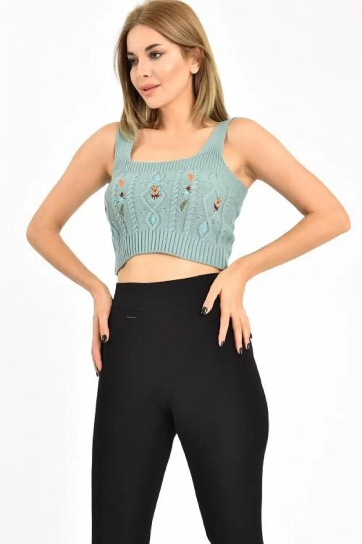 Askılı ve Nakış Detaylı Mint Kadın Triko Büstiyer