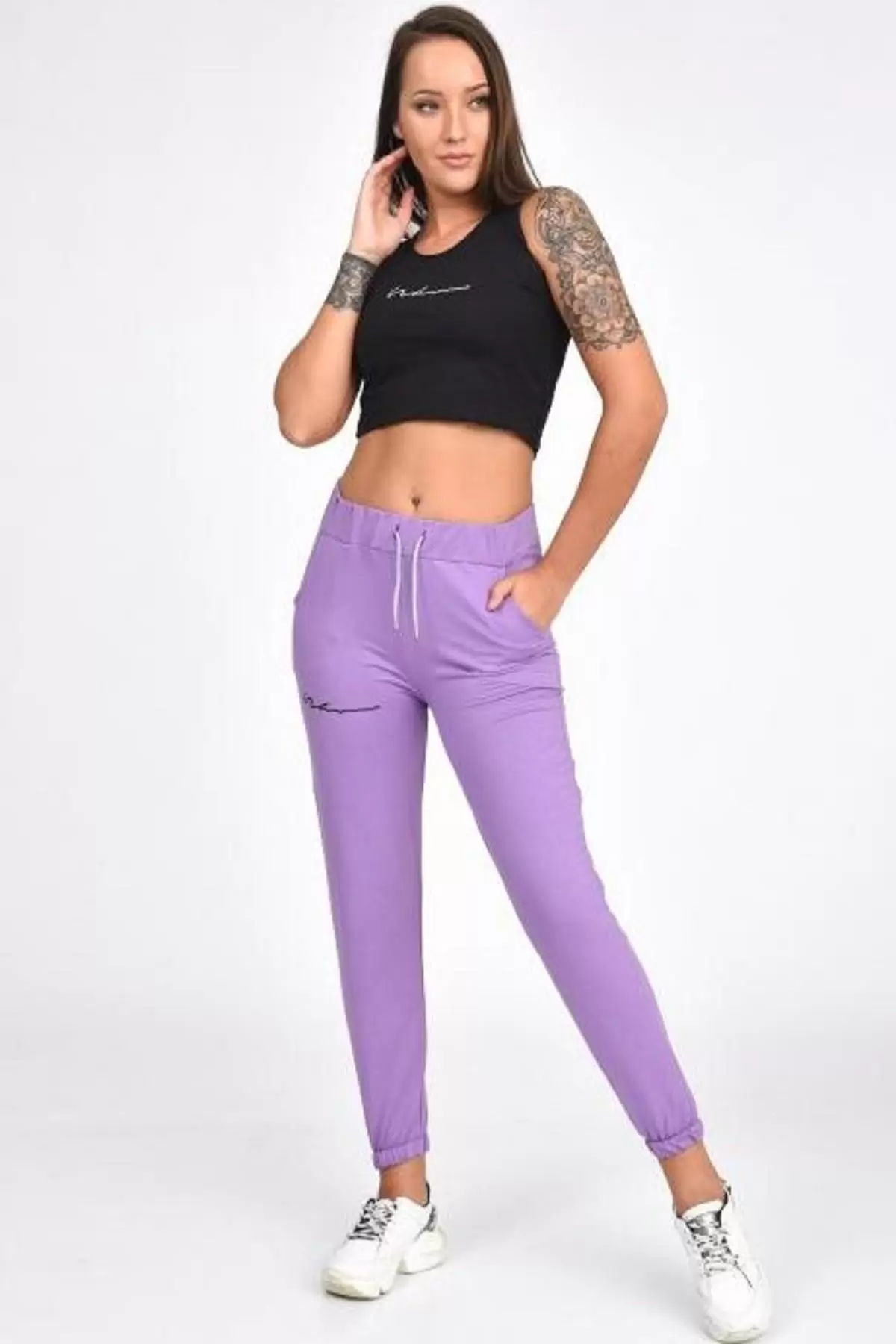 Atletli Beli ve Paçası Lastikli Nakışlı Lila Kadın Eşofman