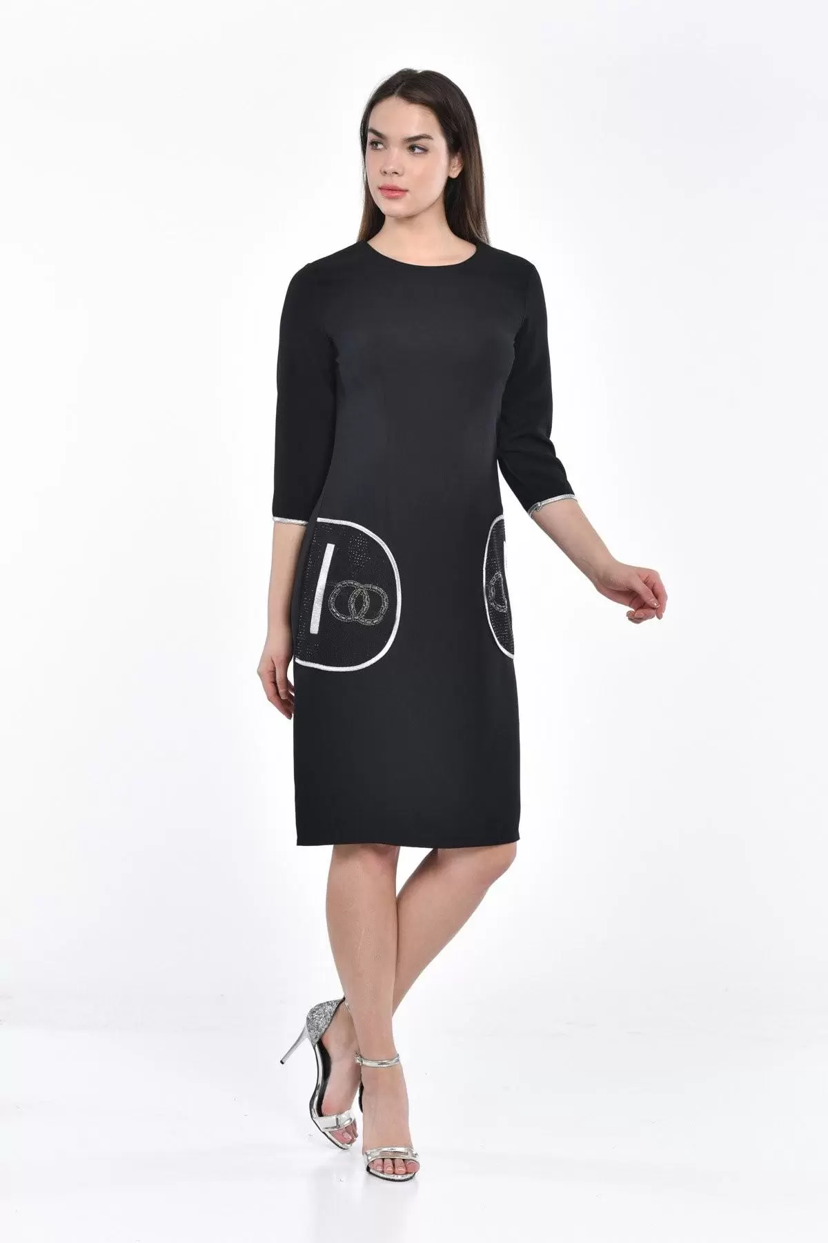 Bisiklet Yaka Cepli ve Taşlı Siyah Abiye Kadın Elbise