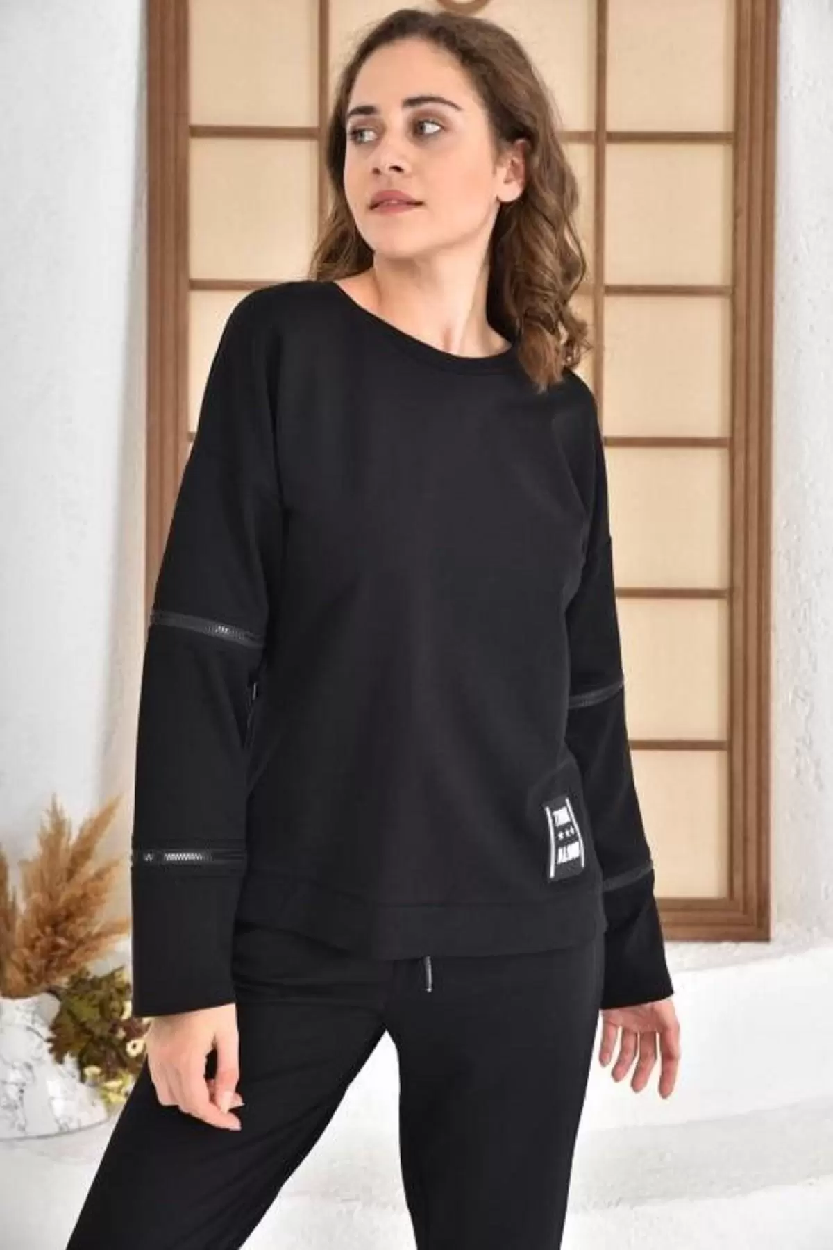 Bisiklet Yaka Koldan Fermuarlı Cepli Siyah Kadın Eşofman Takım