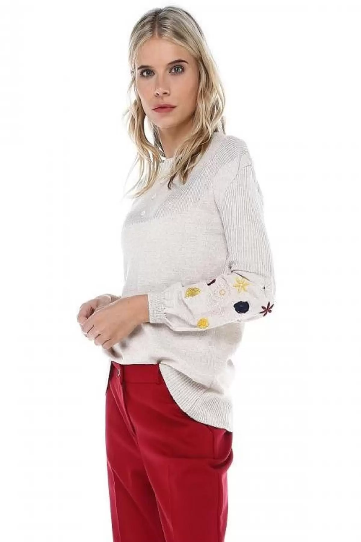 Bisiklet Yaka Nakışlı ve Düğmeli Basic Taş Triko Kadın Kazak