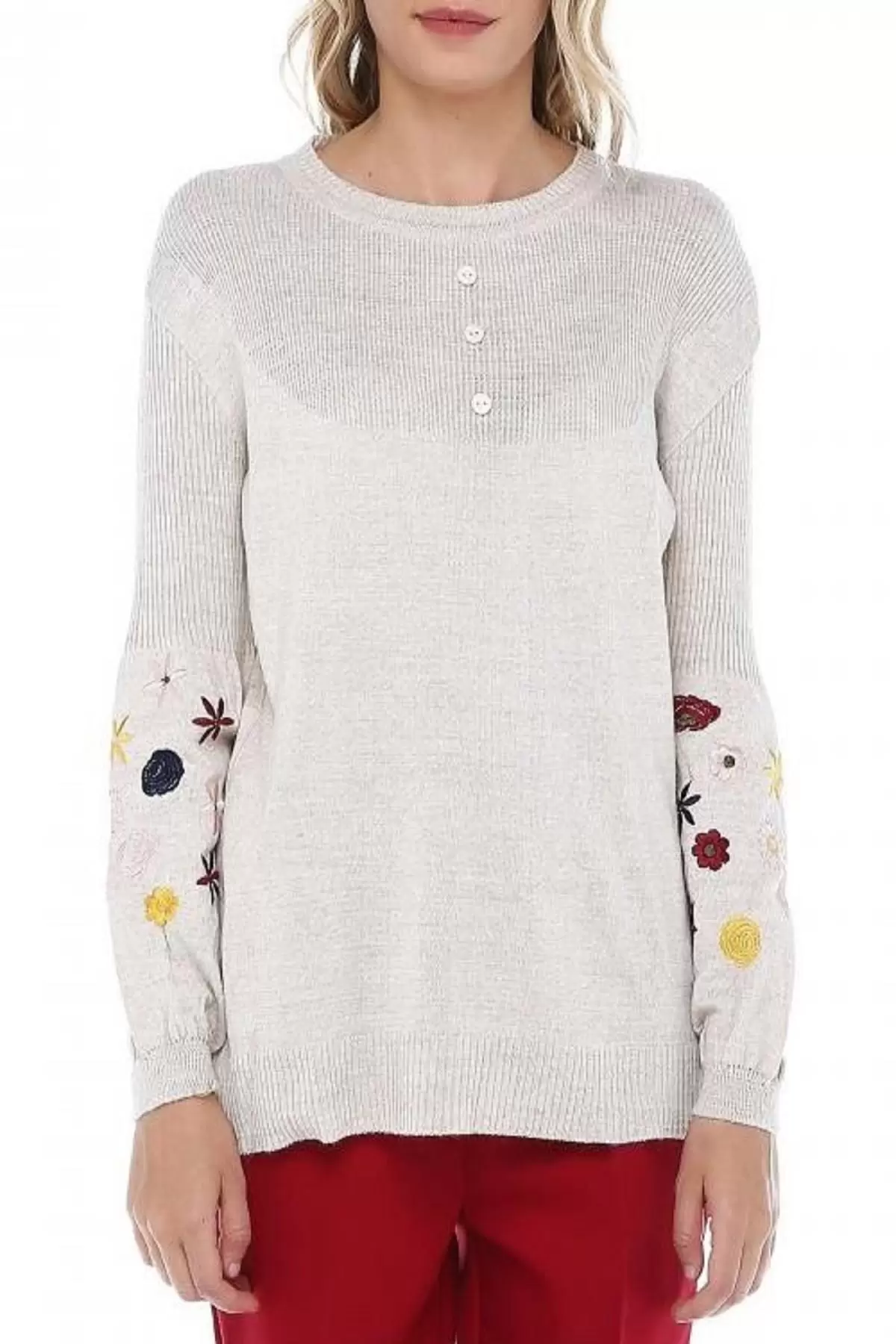 Bisiklet Yaka Nakışlı ve Düğmeli Basic Taş Triko Kadın Kazak