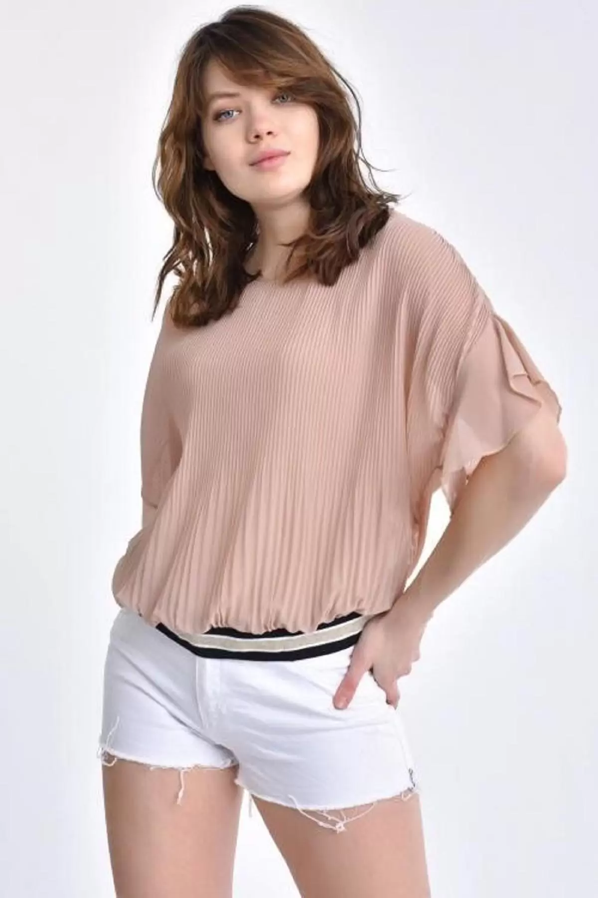 Bisiklet Yaka Pileli ve Biyeli Kısa Kollu Vizon Kadın Bluz