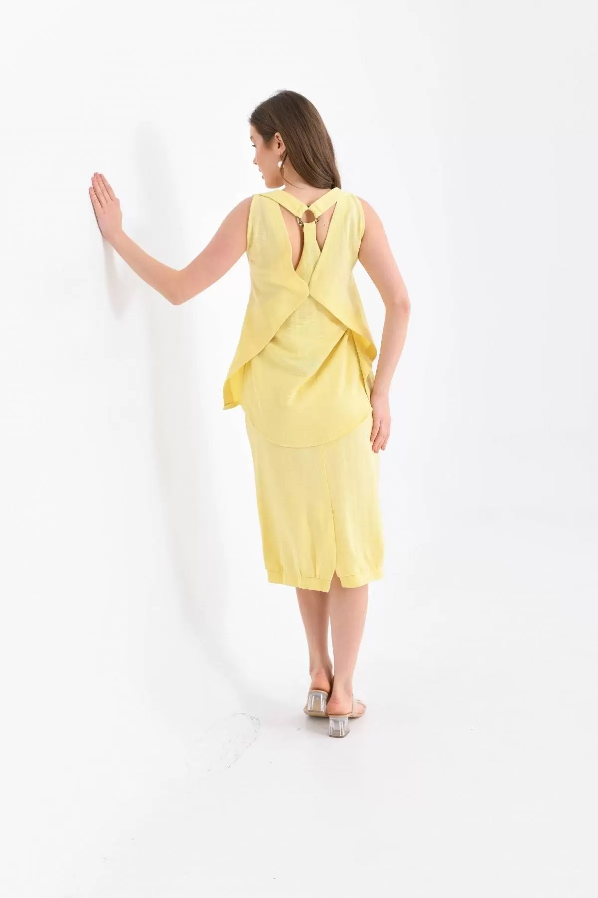 Bisiklet Yaka Sırt Detaylı Alt Üst İkili Sarı Elbise