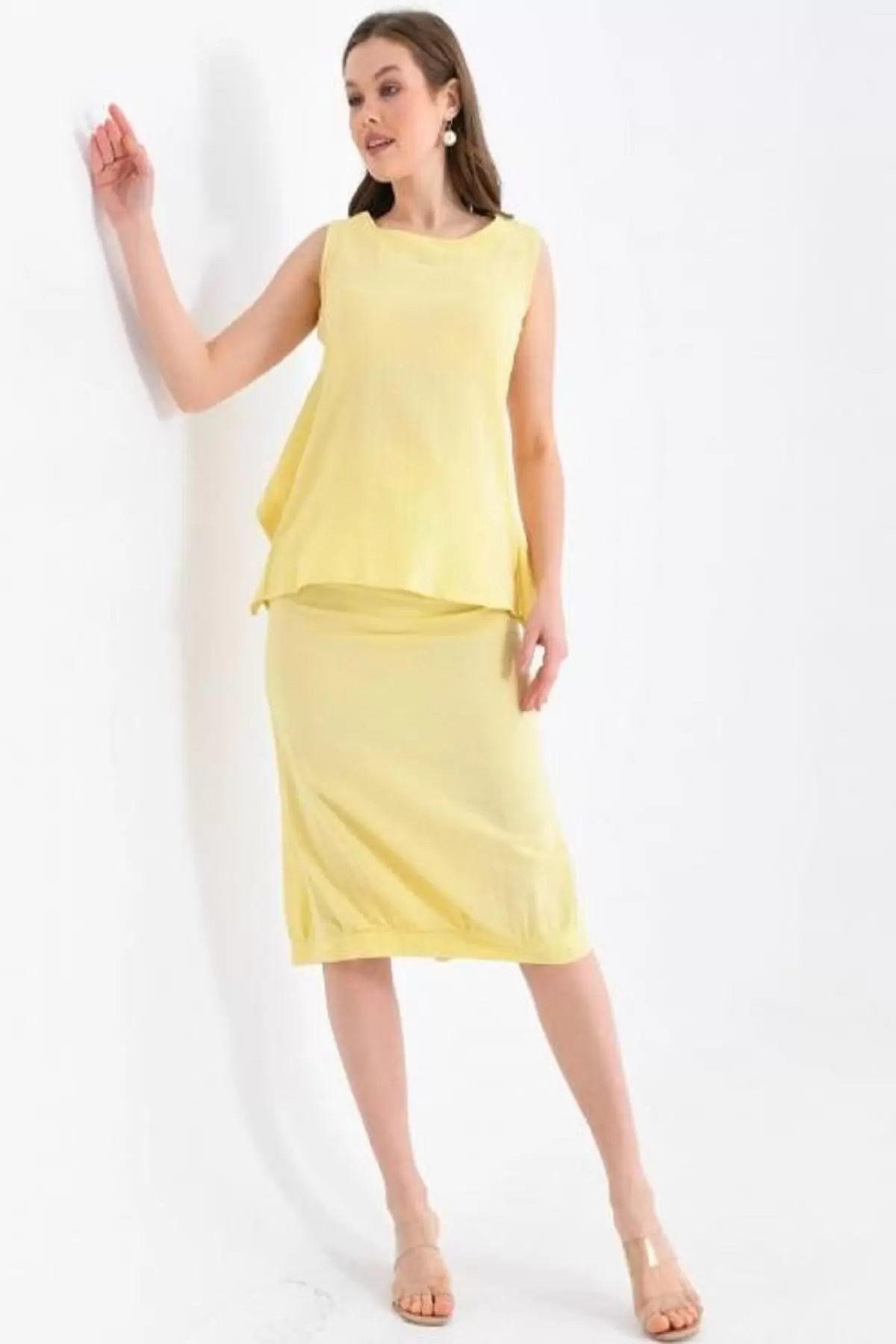 Bisiklet Yaka Sırt Detaylı Alt Üst İkili Sarı Elbise