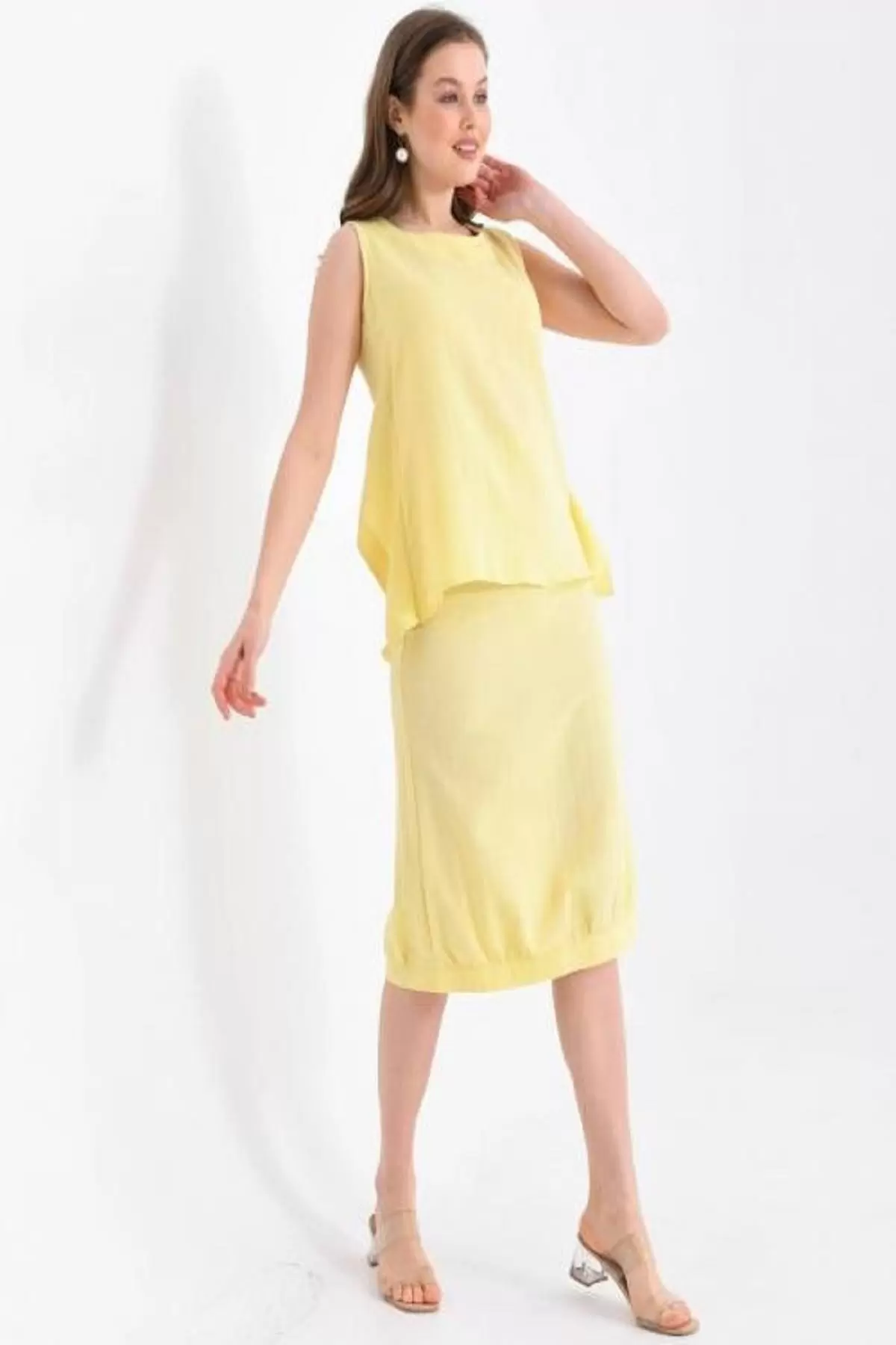 Bisiklet Yaka Sırt Detaylı Alt Üst İkili Sarı Elbise