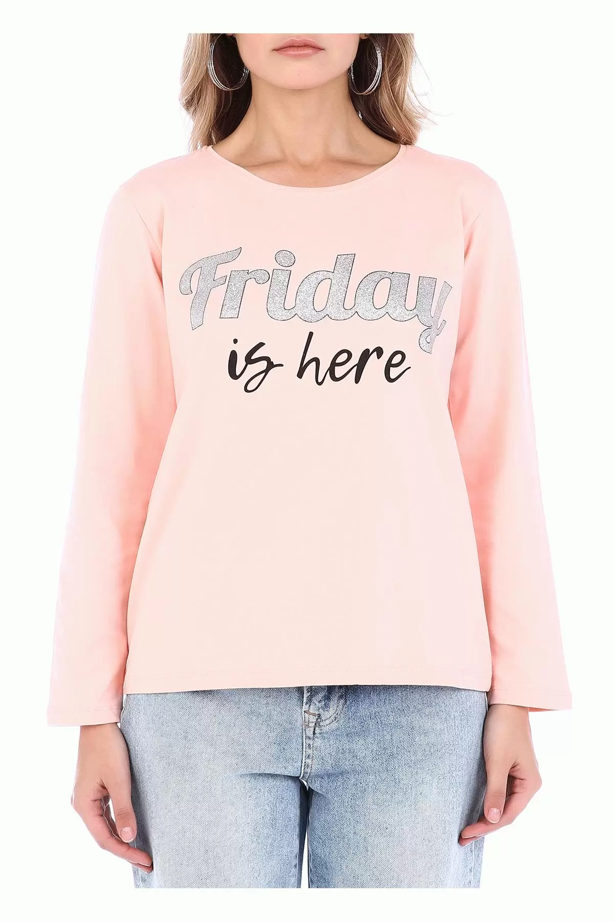 Bisiklet Yaka Uzun Kollu Friday Baskılı Pudra Kadın Tişört