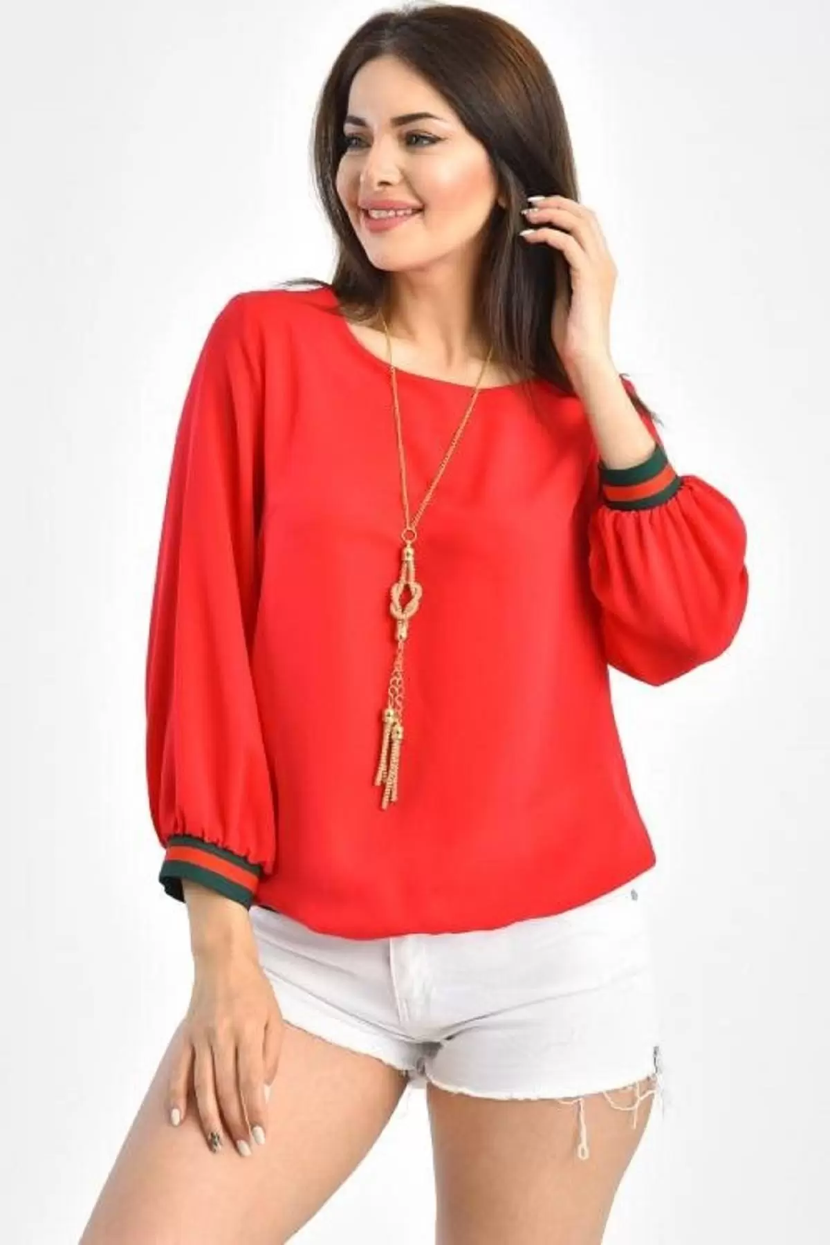 Bisiklet Yaka Uzun Kolu Takı Detaylı Kırmızı Kadın Bluz