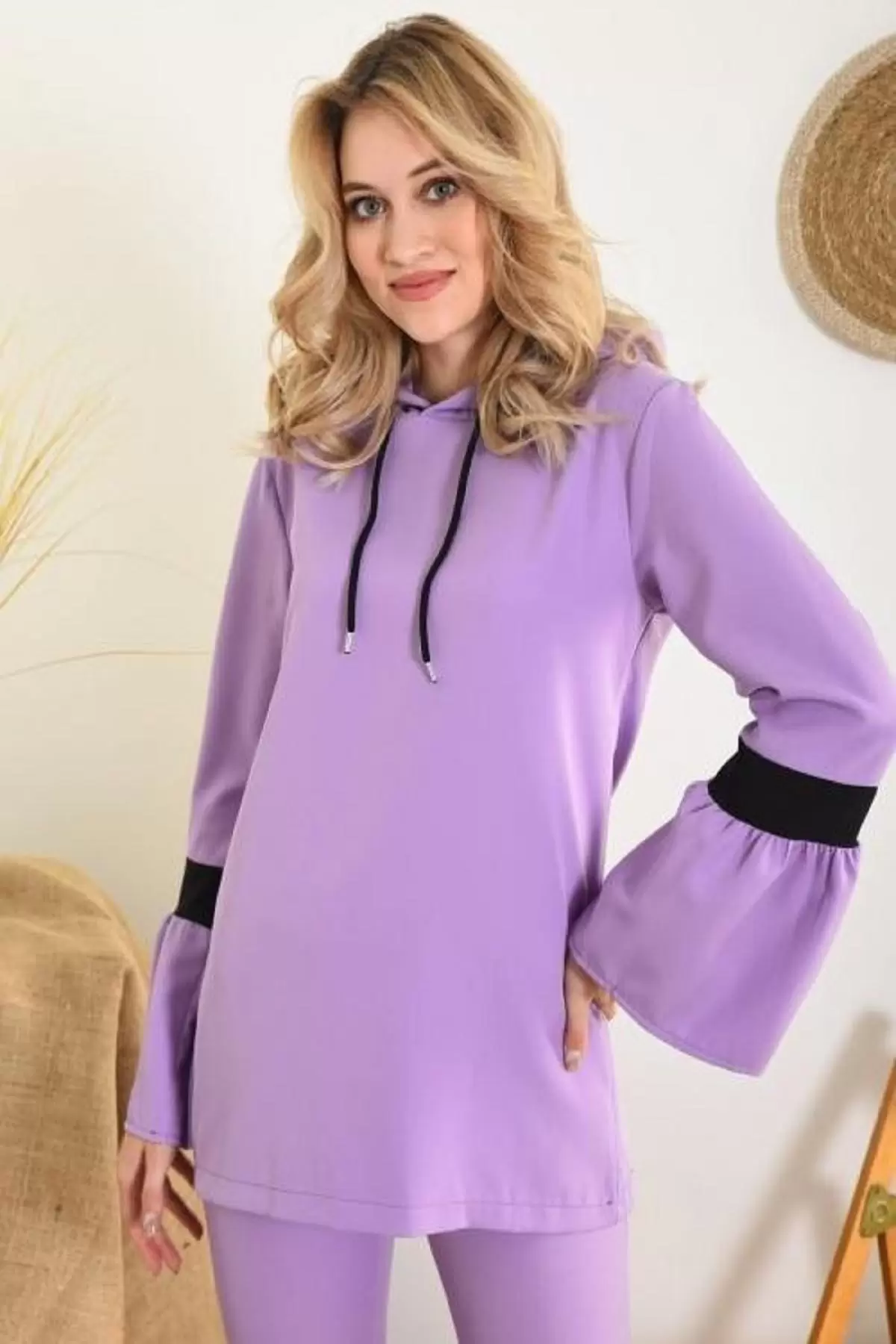 Kapüşonlu ve Bağcıklı Pile Kol Ağızlı Alt Üst Lila Kadın Eşofman Takım
