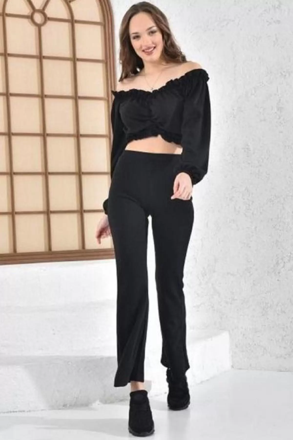 Kayık Yaka Geniş Paça Kaşkorse Siyah Kadın Eşofman Takım