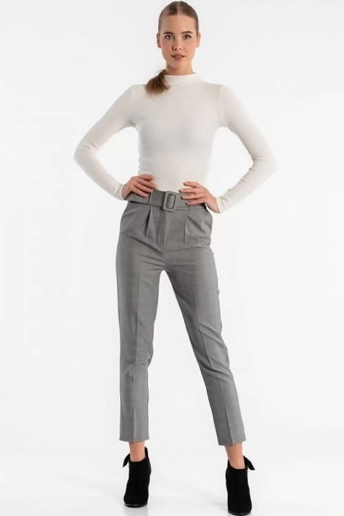 Kemerli Gri Ekose Bilek Kadın Pantolon