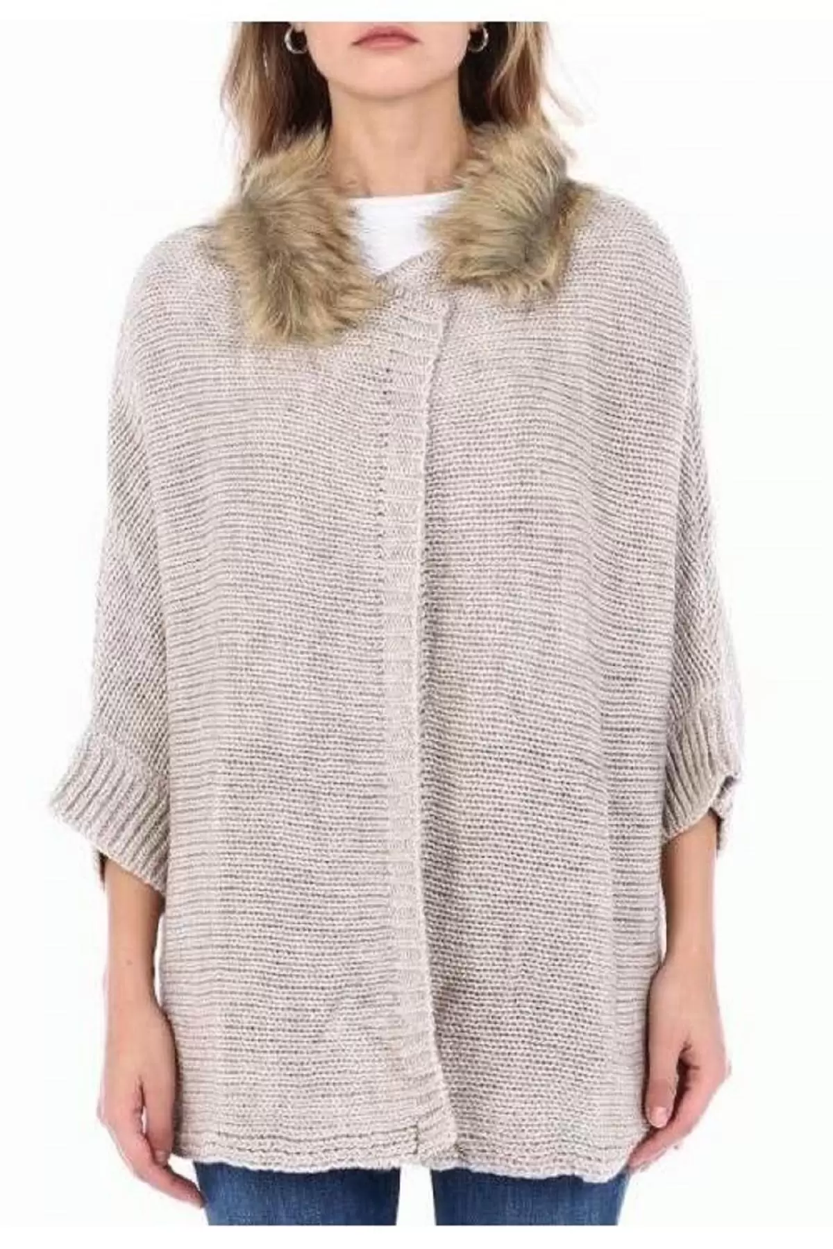 Kürklü Kısa Yarasa Kollu Bej Kadın Triko Hırka