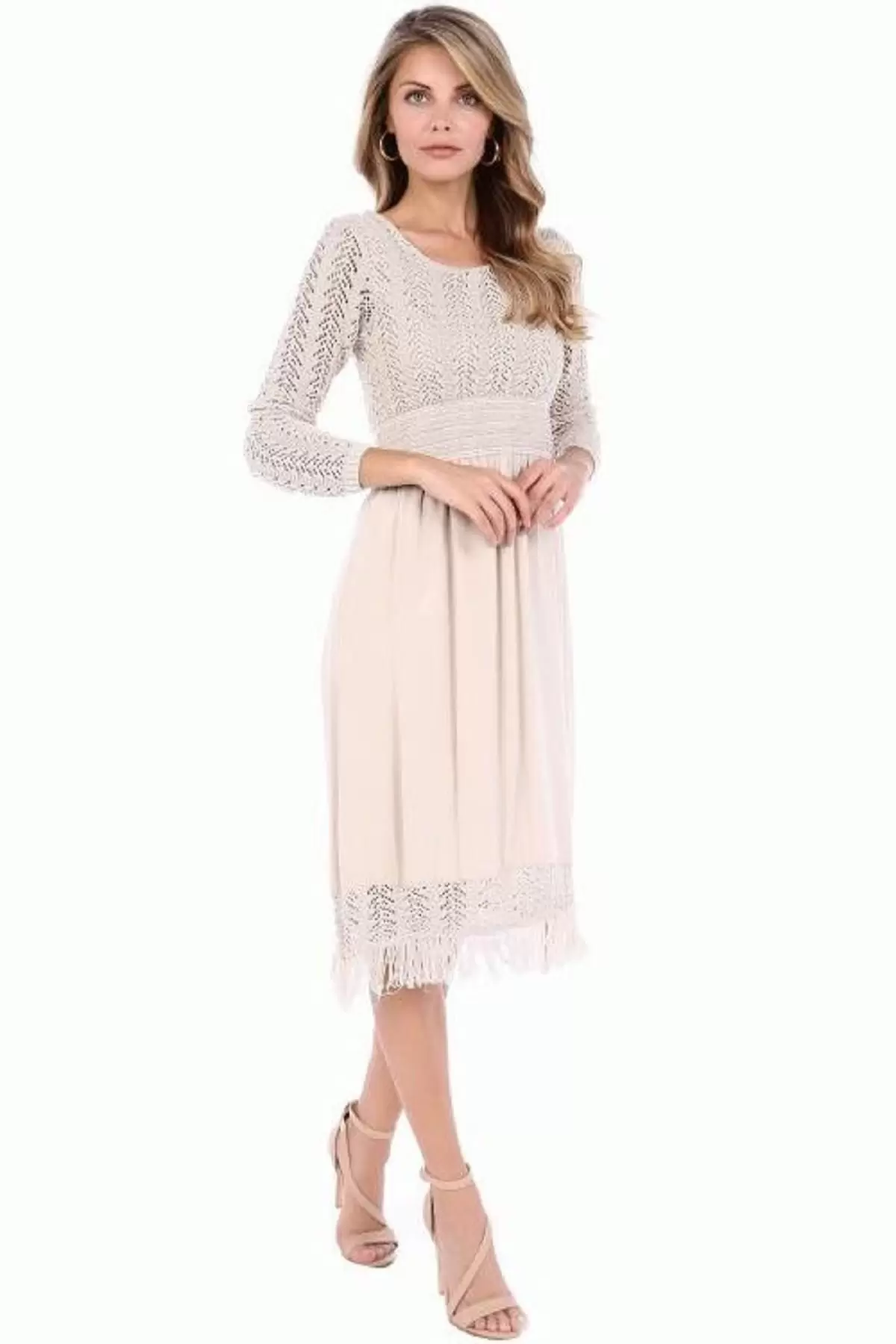 Kuş Gözlü Saçaklı Bej Triko Kadın Elbise