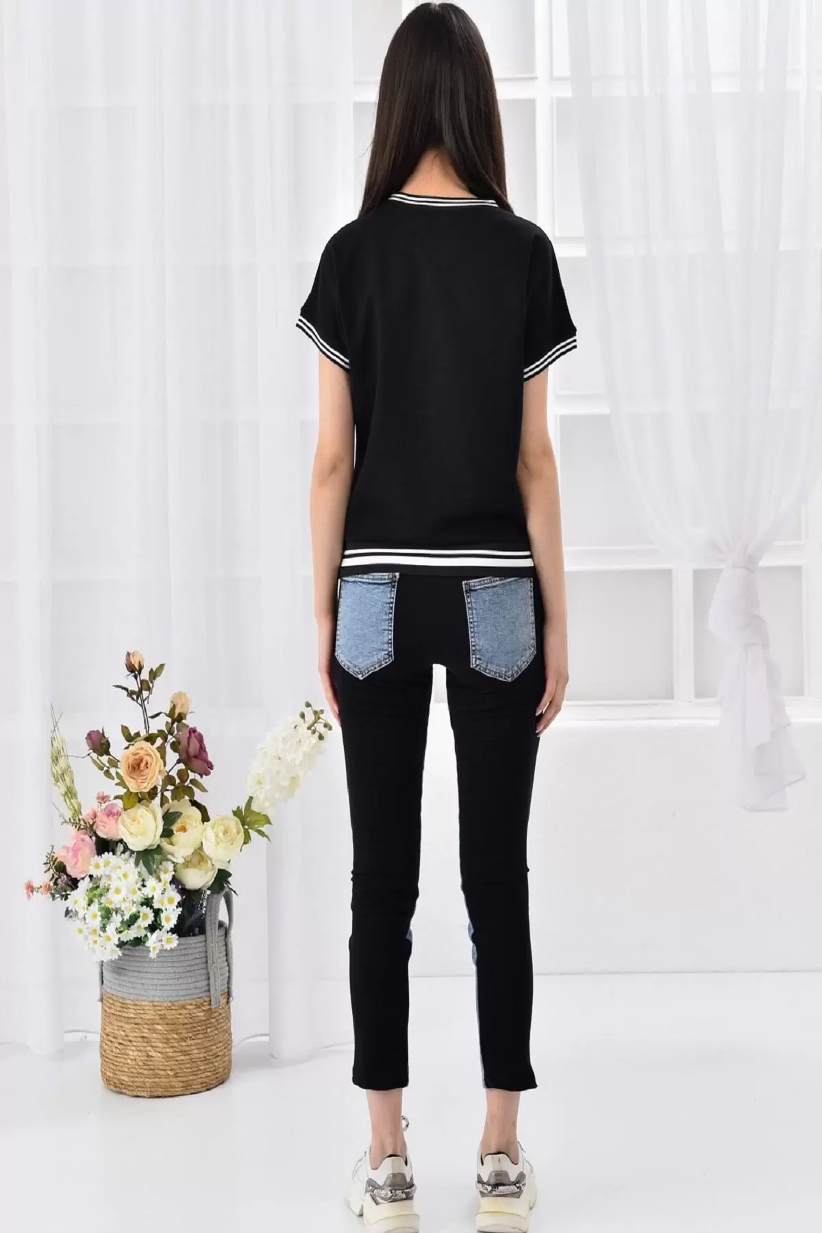 Mavi Kotlu ve Bisiklet Yaka Taş Dizinli Baskılı Kadın Eşofman Takım