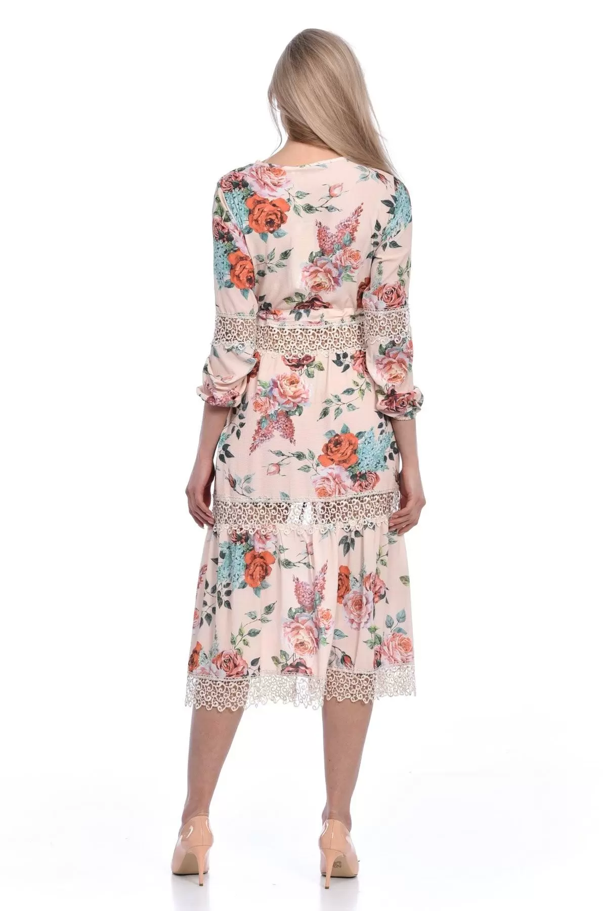 Pencere Yaka Dantel ve Çiçekli Kadın Bej Elbise