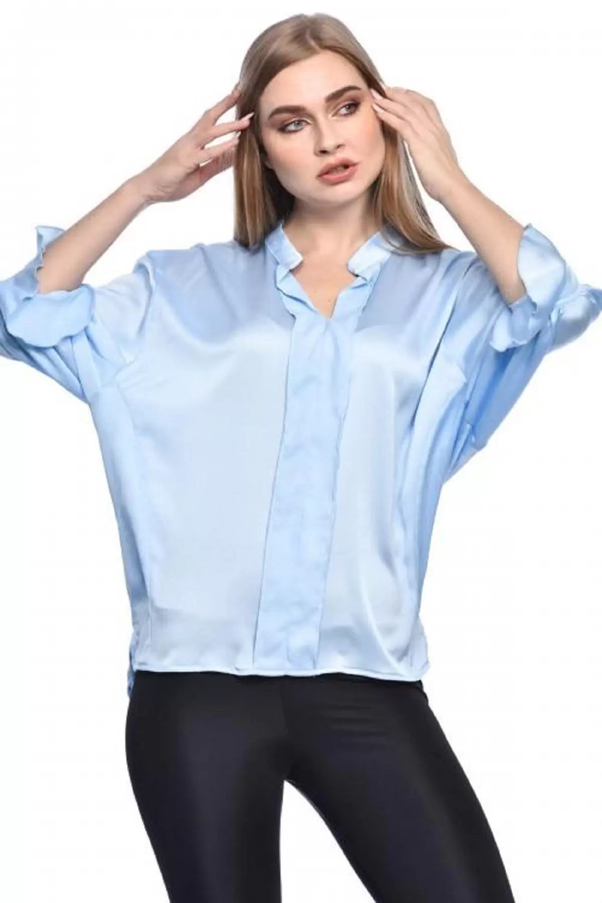 Uzun Kollu Volenli ve Biyeli Bebe Mavi Kadın Bluz