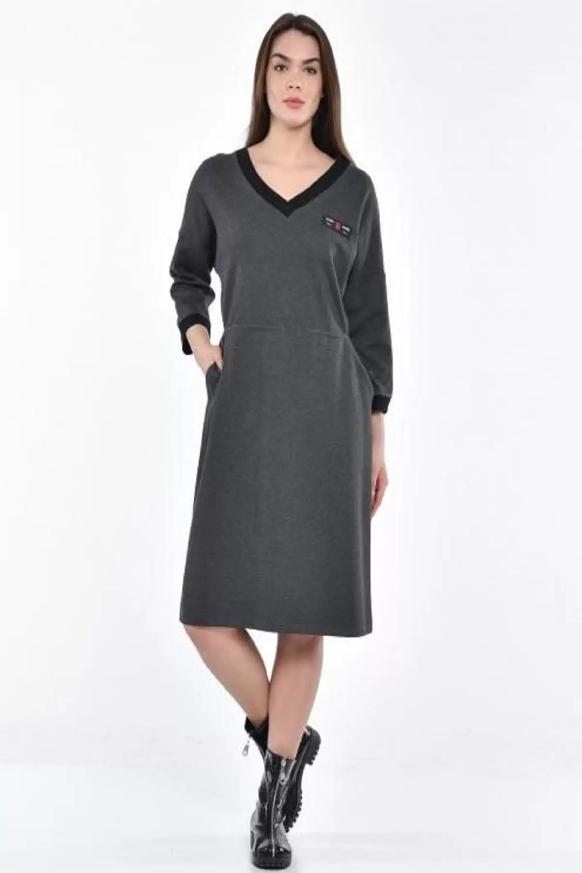 V Triko Yaka Deri Bağcıklı Füme Kadın Elbise