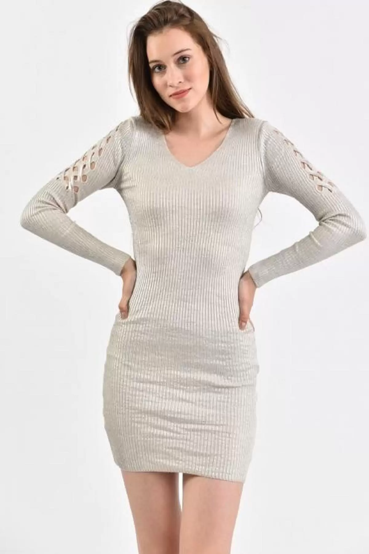 V Yaka Kol Detaylı Triko Taş Kadın Elbise