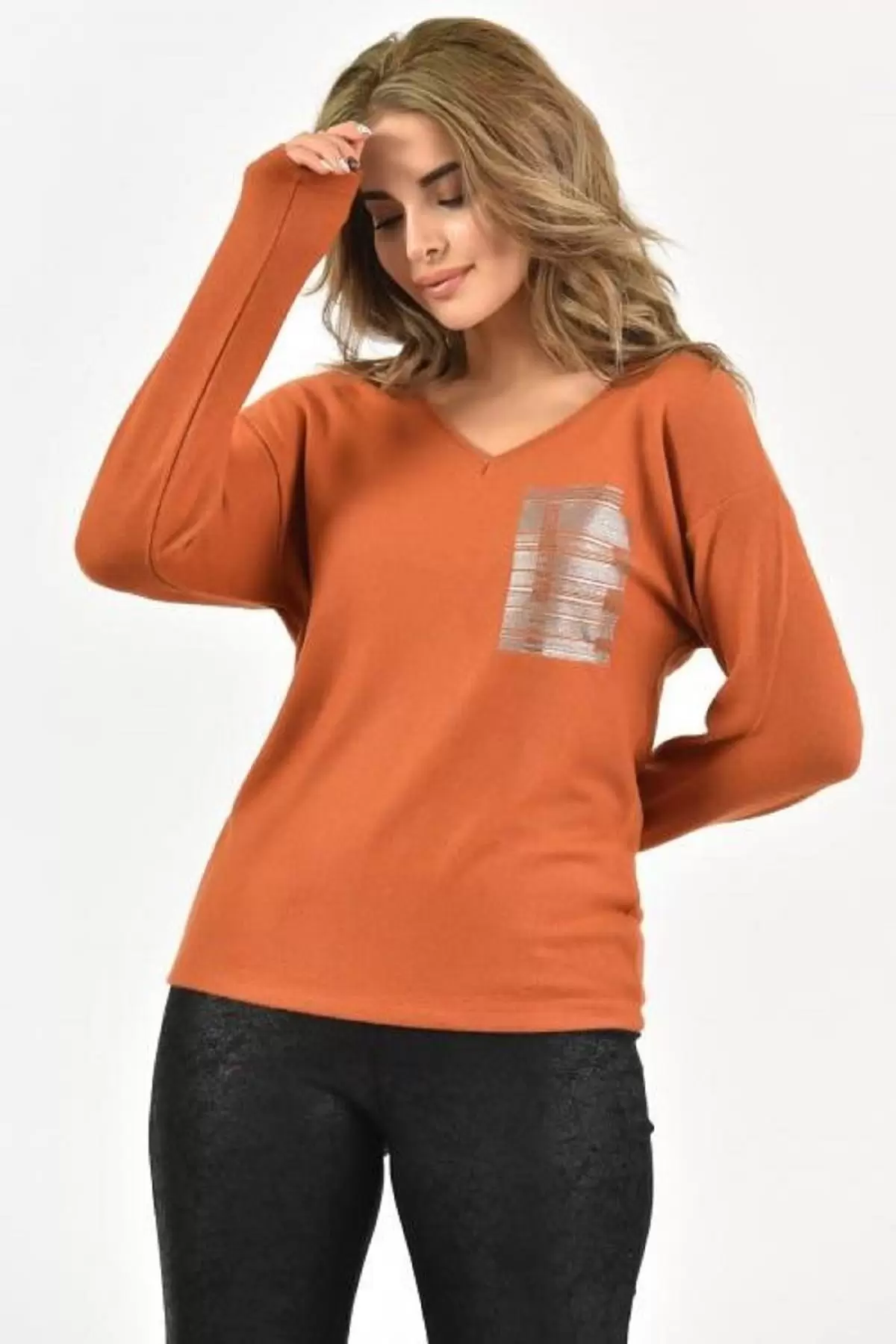 V Yaka Taşlı ve Uzun Kollu İnce Viskon Kiremit Kadın Bluz