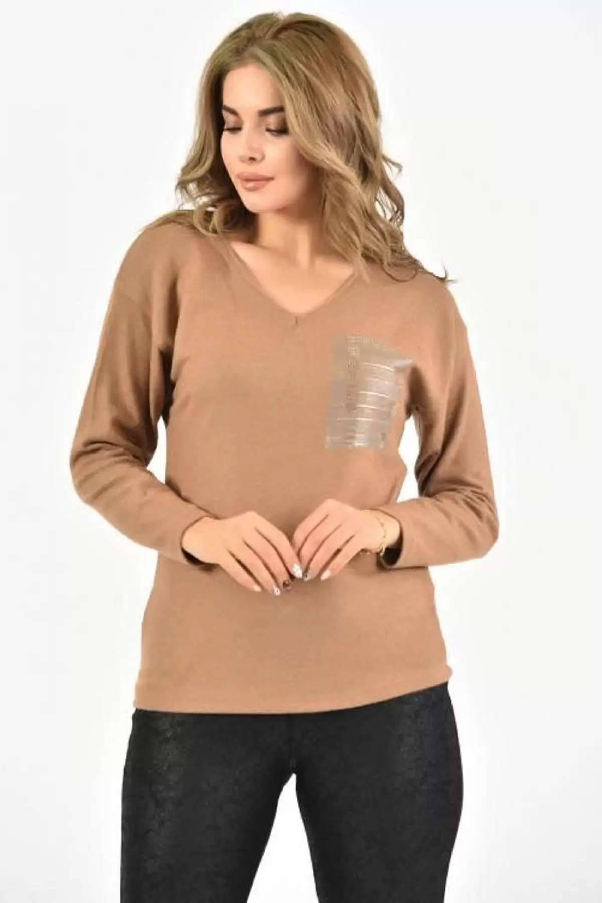 V Yaka Taşlı ve Uzun Kollu İnce Viskon Vizon Kadın Bluz