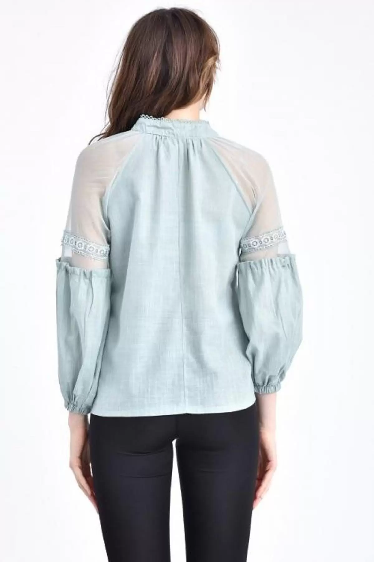 V Yaka Tül ve Dantelli Uzun Kollu Mint Kadın Bluz