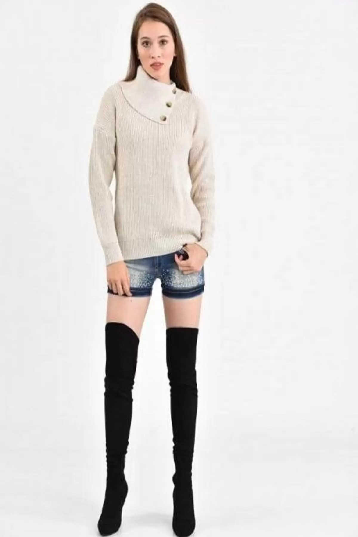 Yaka Düğmeli Uzun Kollu Taş Kadın Kazak