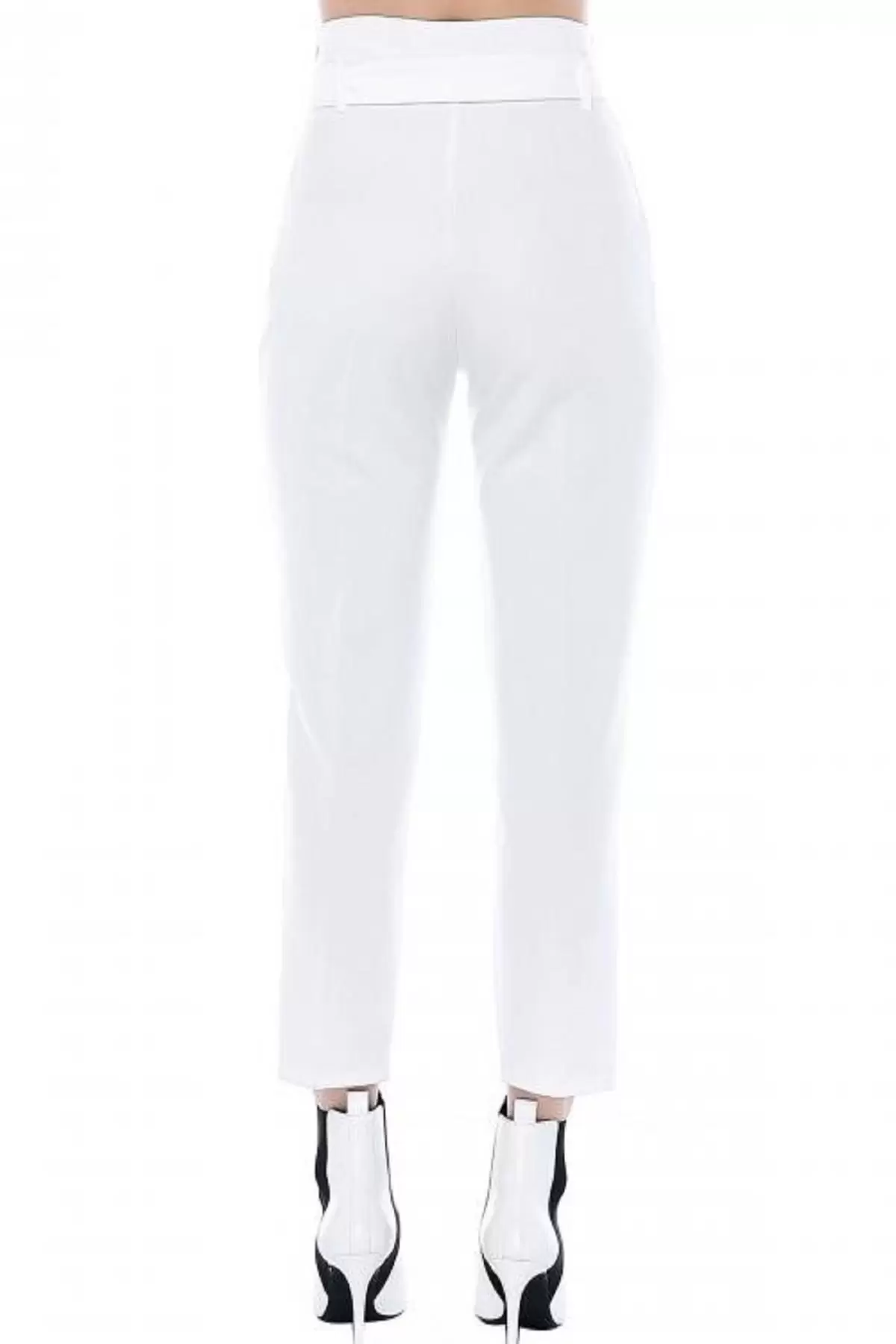 Yüksek Bel Tokalı Beyaz Bilek Kadın Pantolon