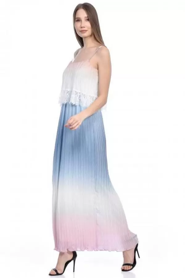 Askılı Dantel detaylı Beyaz Renkli Kloş Pileli Kadın Elbise