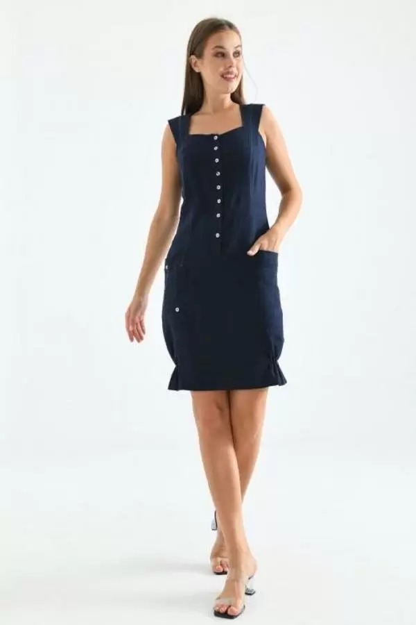 Askılı Kare Yaka Düğmeli ve Cepli Lacivert Kadın Elbise