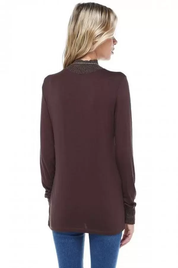 Balıkçı Yaka Body'li Aksesuarlı Düz Saç Örgülü Kahve Triko Bluz