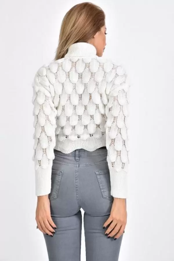 Balıkçı Yaka Damla Kabartmalı Kısa Beyaz Kadın Kazak
