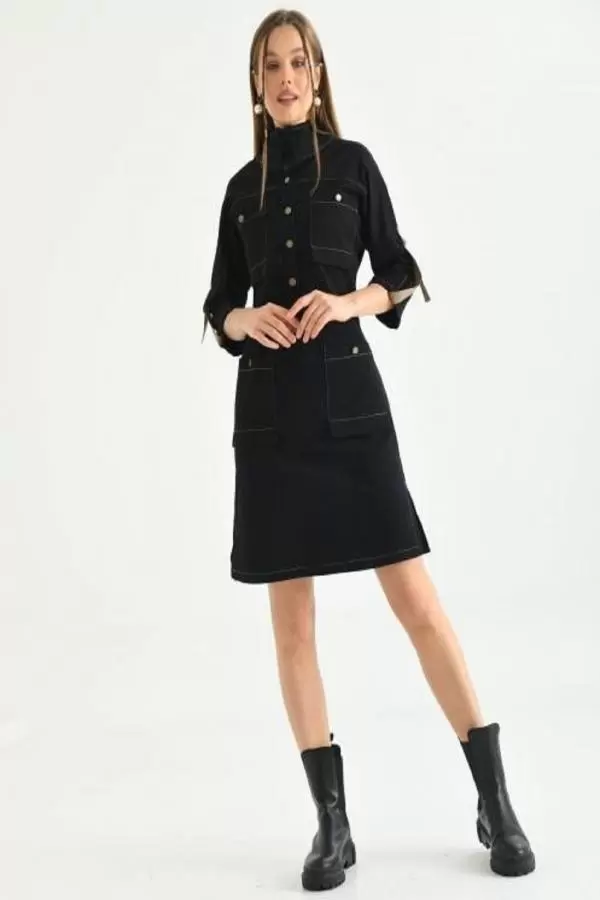 Balıkçı Yaka Yırtmaçlı Cepli ve Nakışlı Siyah Kadın Elbise