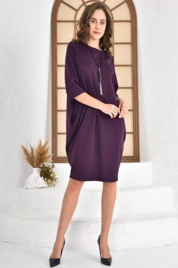 Bisiklet Yaka Takı ve Cepli Salaş Mor Triko Kadın Elbise
