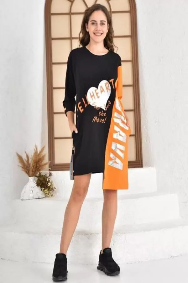 Bisiklet Yaka Yazı ve Baskılı Asimetrik Kesim Cepli Siyah Kadın Elbise