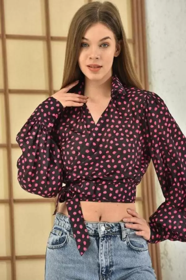 Gömlek Yaka Belden Bağlamalı Pembe Puantiyeli Siyah Kadın Bluz