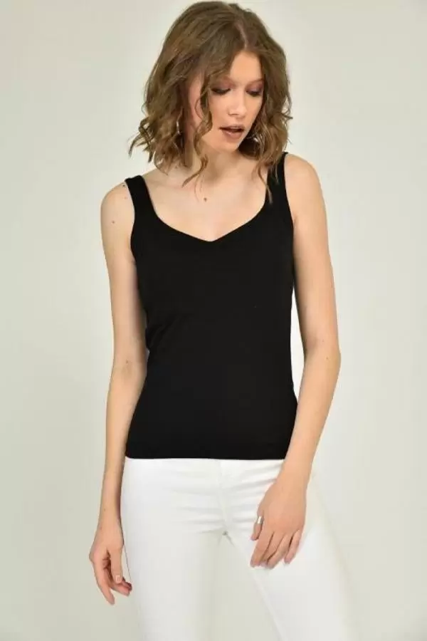 Kalın Askılı V Yaka Siyah Body Kadın Atlet