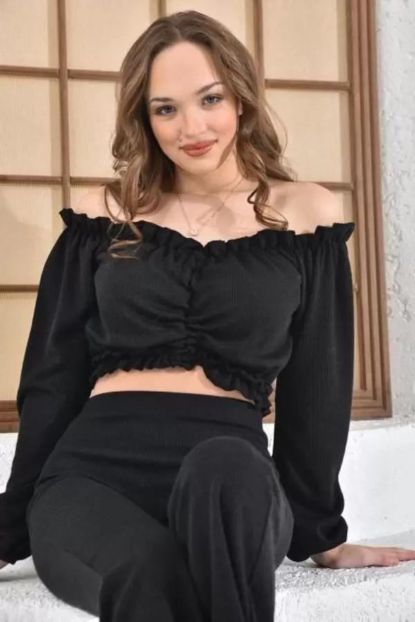 Kayık Yaka Geniş Paça Kaşkorse Siyah Kadın Eşofman Takım