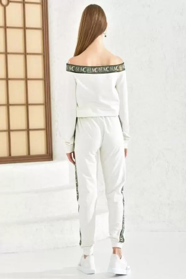 Kayık Yaka Taşlı Uzun Kollu Beyaz Kadın Eşofman