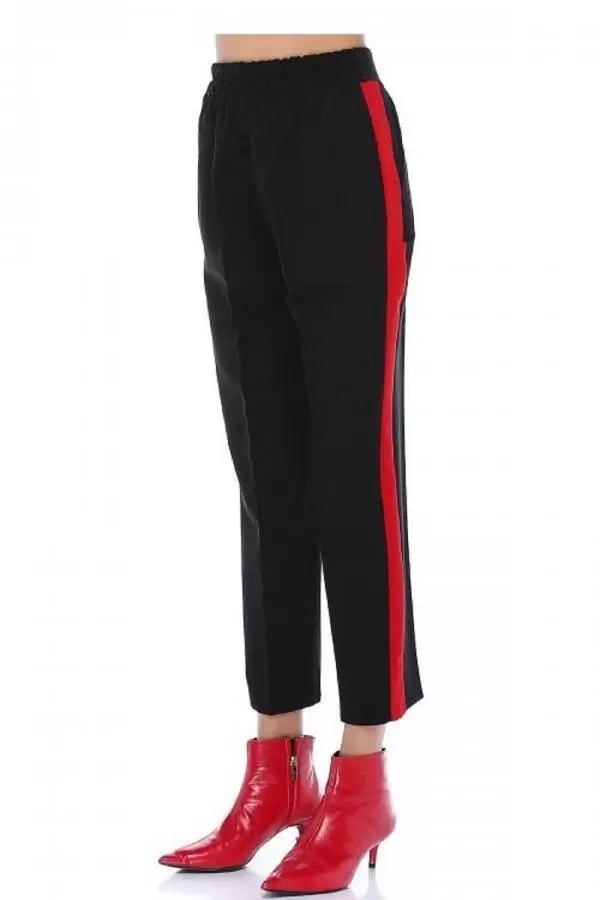 Kırmızı Şeritli Siyah Bilek Kadın Pantolon