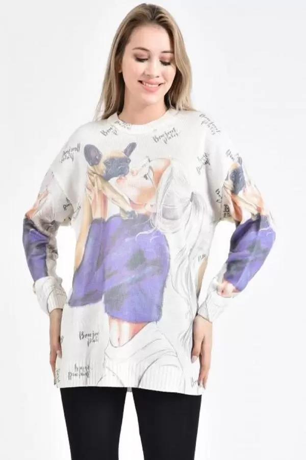 Köpekli Kadın ve Yazı Baskılı Ekru-Lila Kadın Kazak