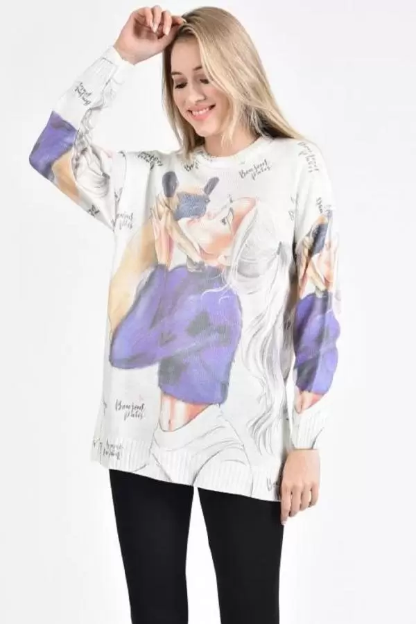 Köpekli Kadın ve Yazı Baskılı Ekru-Lila Kadın Kazak