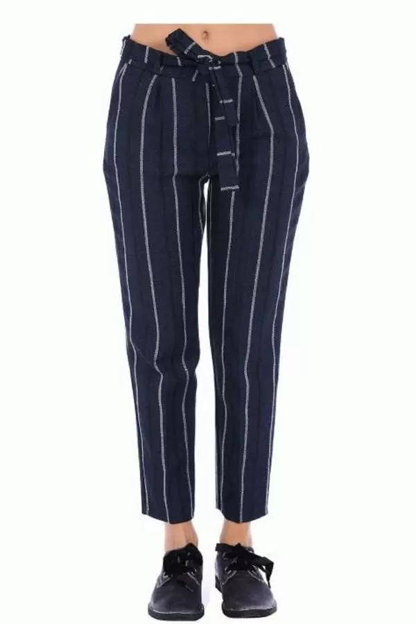 Kuşaklı Lacivert Çizgili Bilek Kadın Pantolon