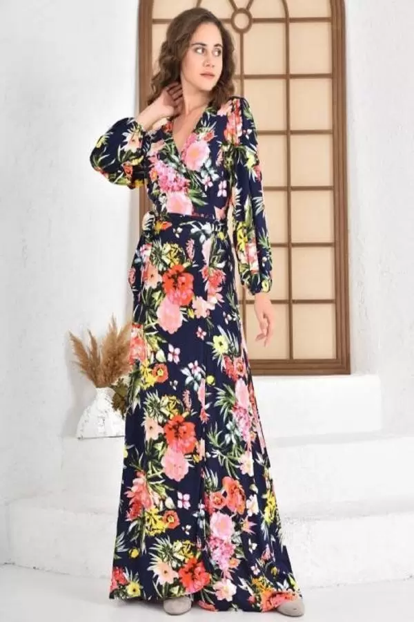 V Yaka Çiçekli Uzun Lacivert Kadın Elbise