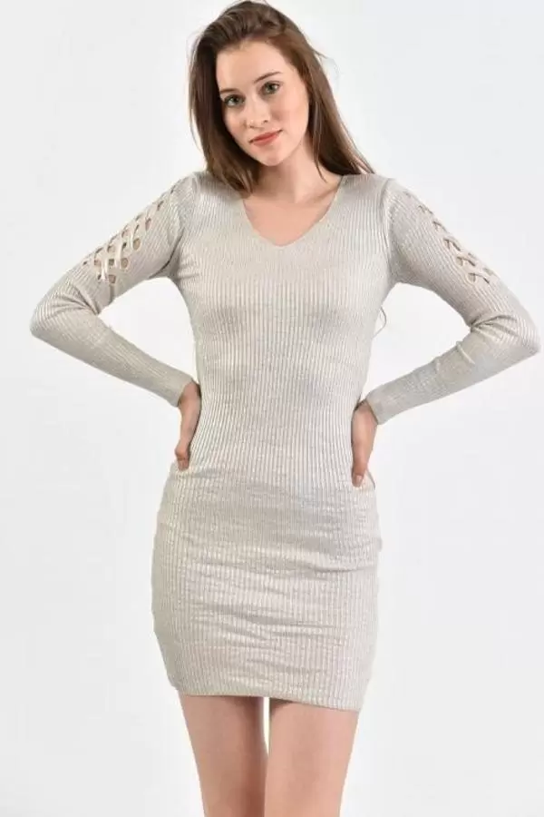 V Yaka Kol Detaylı Triko Taş Kadın Elbise