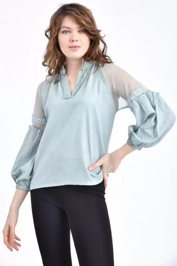 V Yaka Tül ve Dantelli Uzun Kollu Mint Kadın Bluz