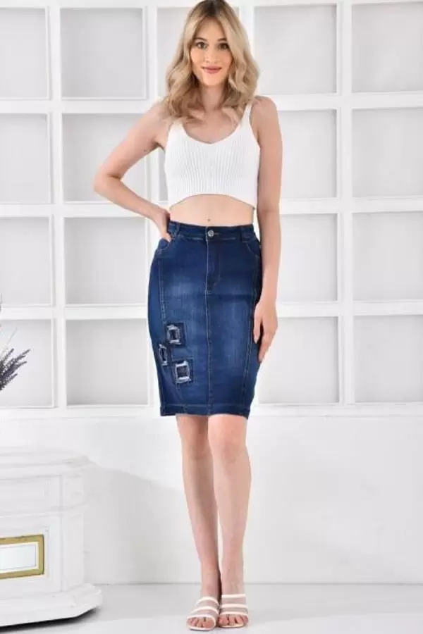 Yamalı ve Taşlı Yırtmaçlı Yıkamalı Mavi Kadın Kot Etek